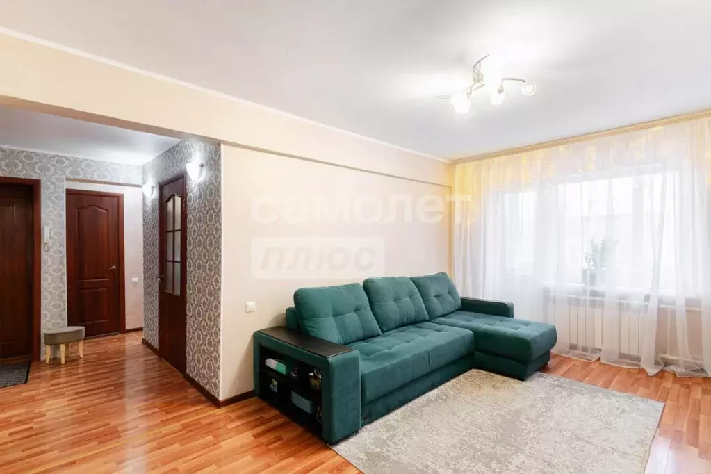 3-к кв. Омская область, Омск Городок Нефтяников мкр, ул. ... - Фото 1