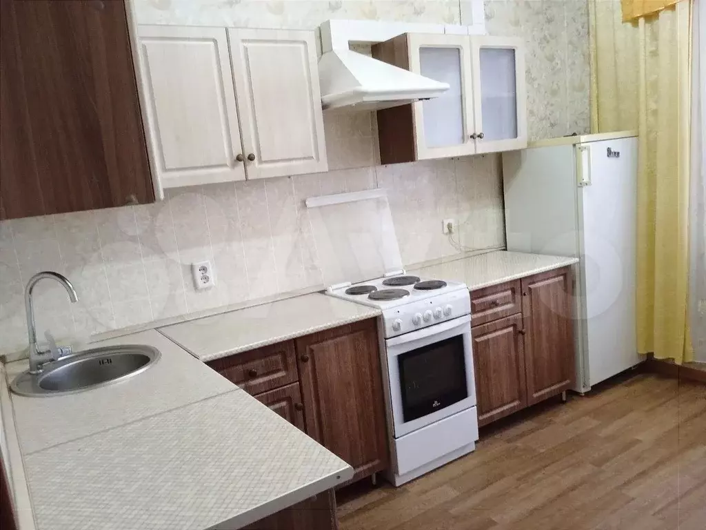 1-к. квартира, 40 м, 3/15 эт. - Фото 0