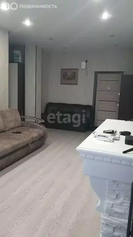 3-комнатная квартира: Абакан, улица Крылова, 85 (74.9 м) - Фото 1