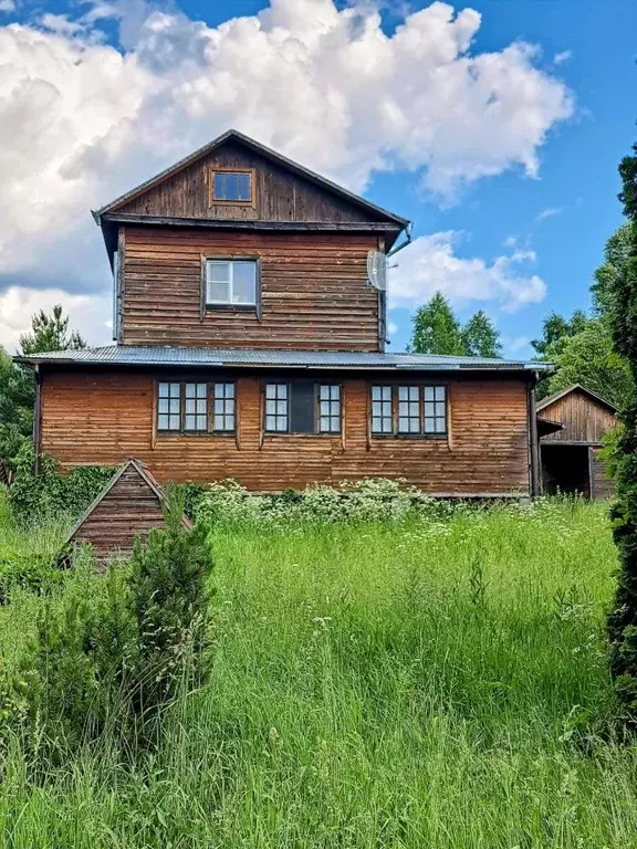 Дом в Калужская область, Жуковский район, Высокиничи с/пос, д. Щиглево ... - Фото 0