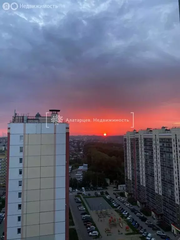 4-комнатная квартира: Томск, Нефтяная улица, 5А (79 м) - Фото 1