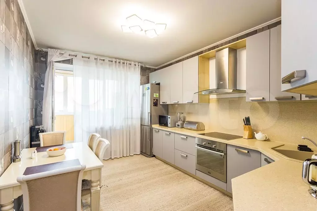 3-к. квартира, 95,5 м, 9/9 эт. - Фото 1