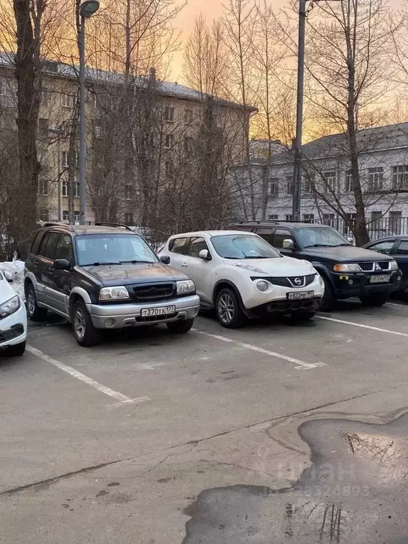 Гараж в Москва ул. Климашкина, 19 (17 м) - Фото 1