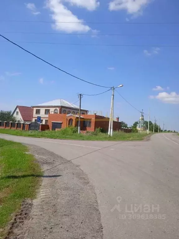 Коттедж в Белгородская область, Шебекинский городской округ, с. ... - Фото 1