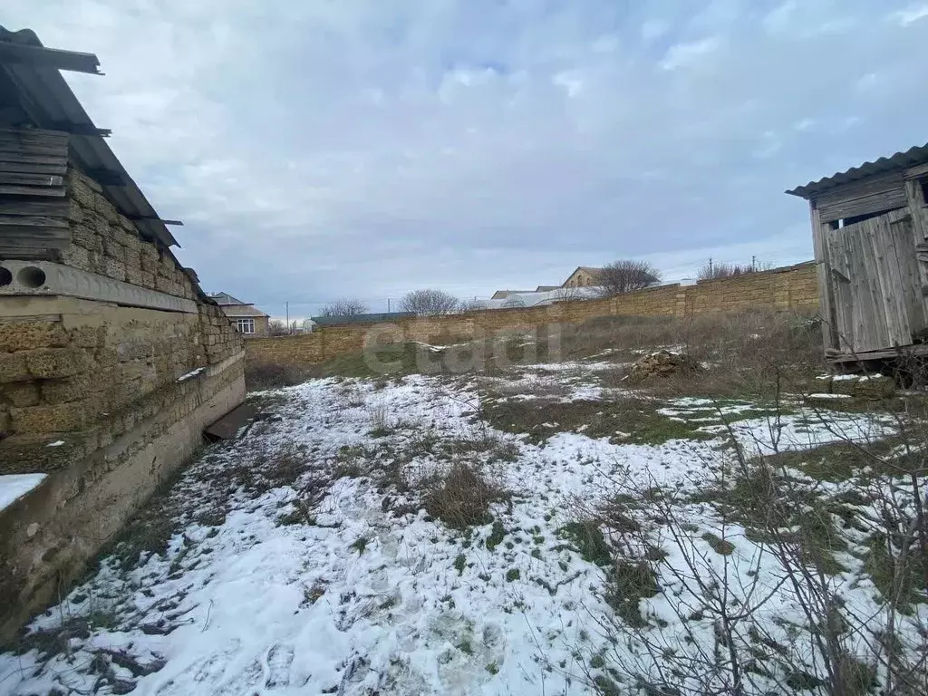 Участок в Крым, Бахчисарайский район, Ароматненское с/пос, с. ... - Фото 1