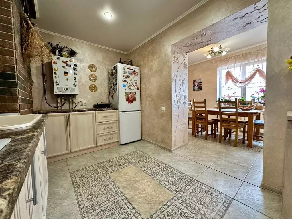 Дом в Саратовская область, пос. Тепличный ул. Молодежная, 11 (108 м) - Фото 1