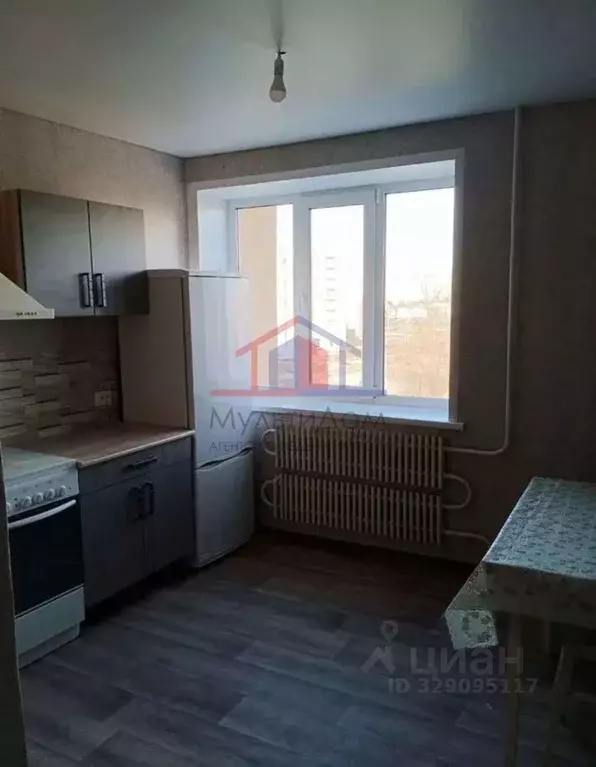 1-к кв. Белгородская область, Старый Оскол Макаренко мкр, 6 (39.0 м) - Фото 2