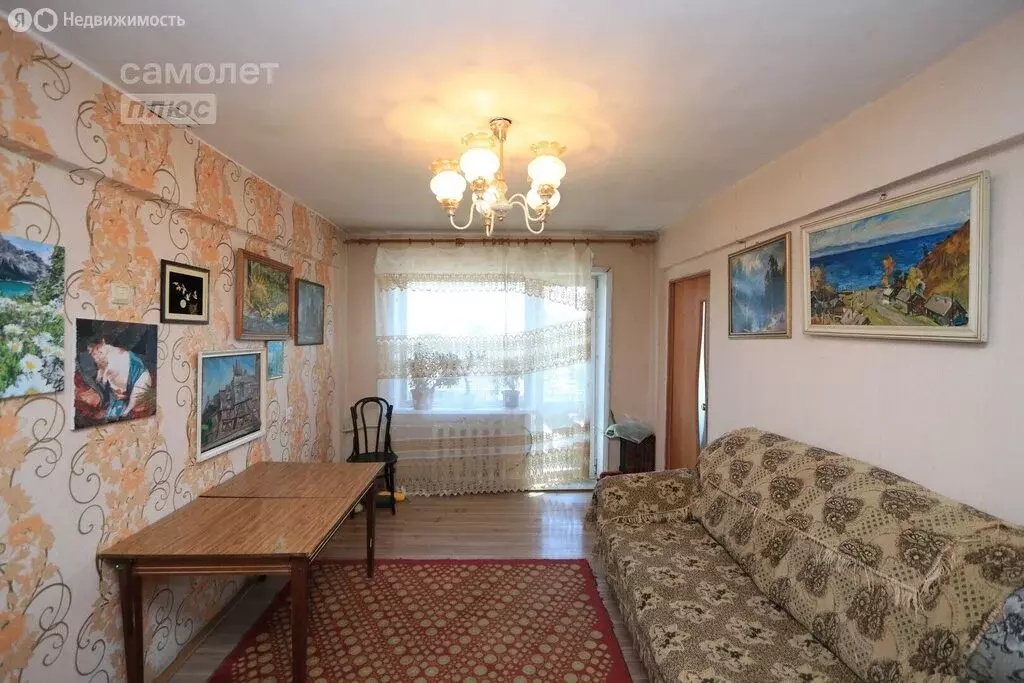 4-комнатная квартира: Иркутск, улица Иосифа Уткина, 19 (55.3 м) - Фото 0