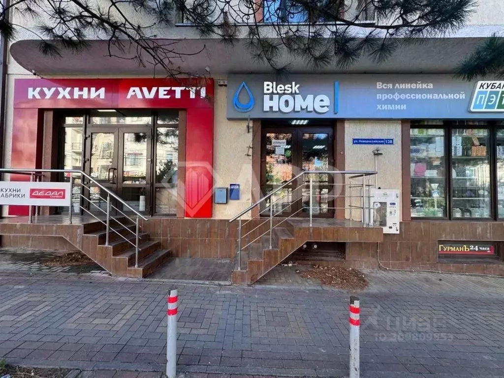 Торговая площадь в Краснодарский край, Геленджик ул. Розы Люксембург, ... - Фото 0