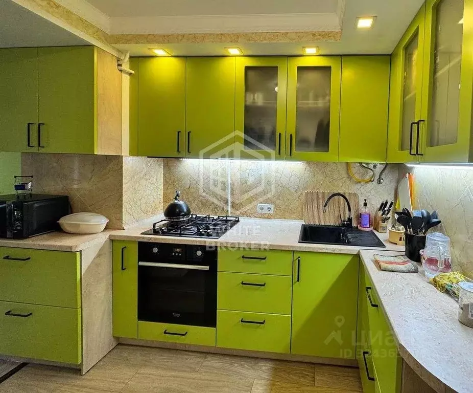 3-к кв. Крым, Ялта муниципальный округ, Гаспра пгт ул. Риекская, 5 ... - Фото 1