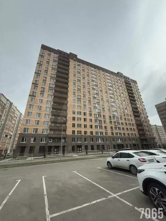 1-к. квартира, 35 м, 3/18 эт. - Фото 0