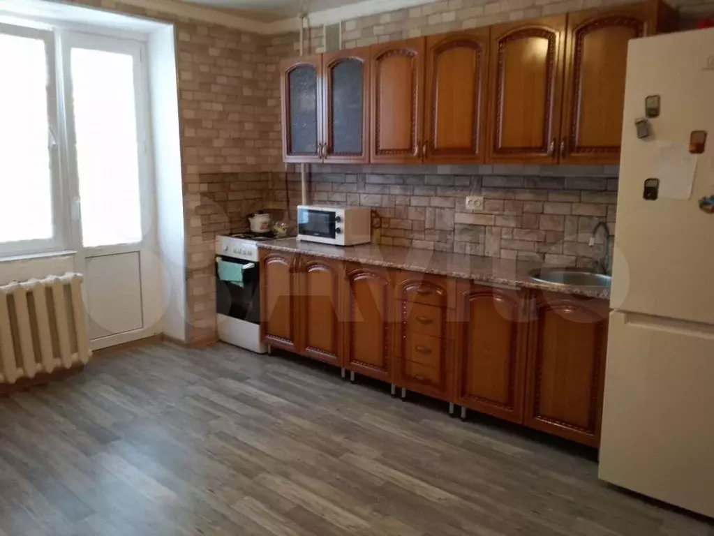 3-к. квартира, 90 м, 8/9 эт. - Фото 0