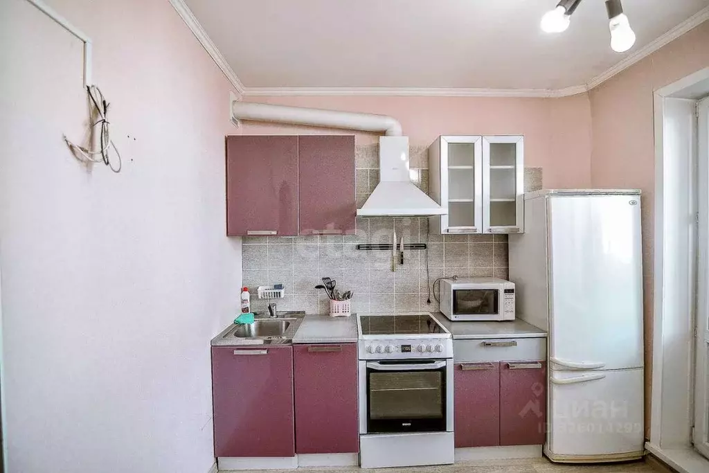 1-к кв. Сахалинская область, Южно-Сахалинск ул. Чехова, 43 (33.0 м) - Фото 1