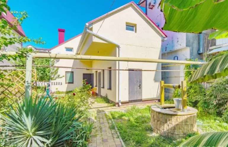 Дом в Краснодарский край, Анапа ул. Кати Соловьяновой, 14 (100 м) - Фото 1