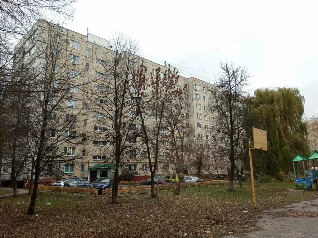 3-комнатная квартира: Орёл, Черкасская улица, 76 (66 м) - Фото 0