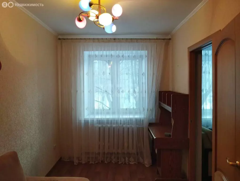 3-комнатная квартира: Тюмень, улица Карла Маркса, 129 (54.7 м) - Фото 2