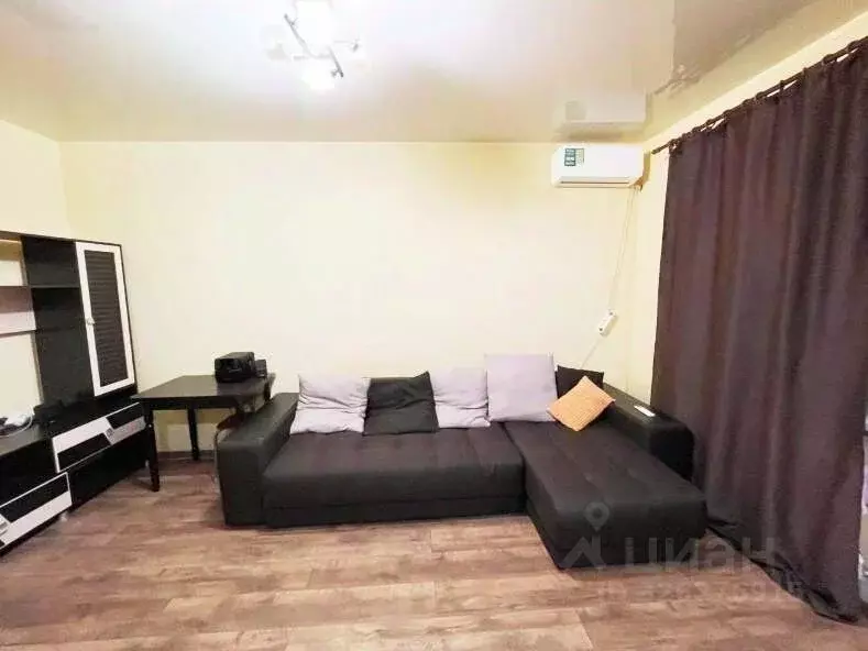 Студия Краснодарский край, Краснодар ул. Карельская, 51/9 (31.0 м) - Фото 1