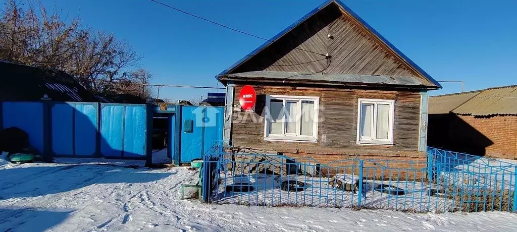 Дом в Саратовская область, Балаковский район, Быково-Отрогское ... - Фото 1