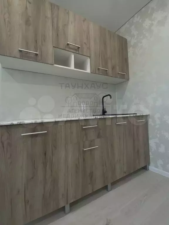 1-к. квартира, 40,2 м, 1/7 эт. - Фото 1