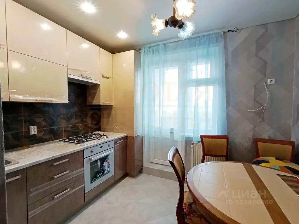 2-к кв. Белгородская область, Белгород бул. Юности, 45 (55.0 м) - Фото 1