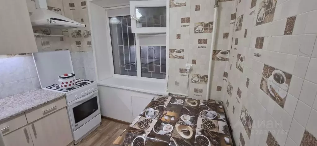 2-к кв. Оренбургская область, Бузулук 2-й мкр, 21 (40.4 м) - Фото 1