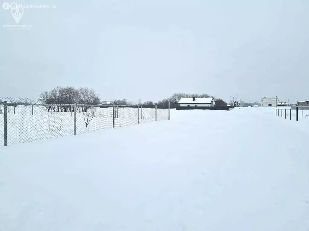 Участок в село Дубровичи, улица Н.А.Семина (25 м) - Фото 1