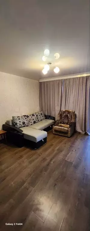 1-к. квартира, 42 м, 7/9 эт. - Фото 1