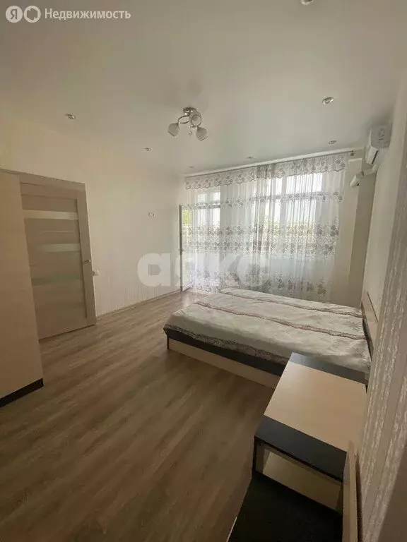 1-комнатная квартира: Симферополь, Краснознамённая улица, 72 (42 м) - Фото 1