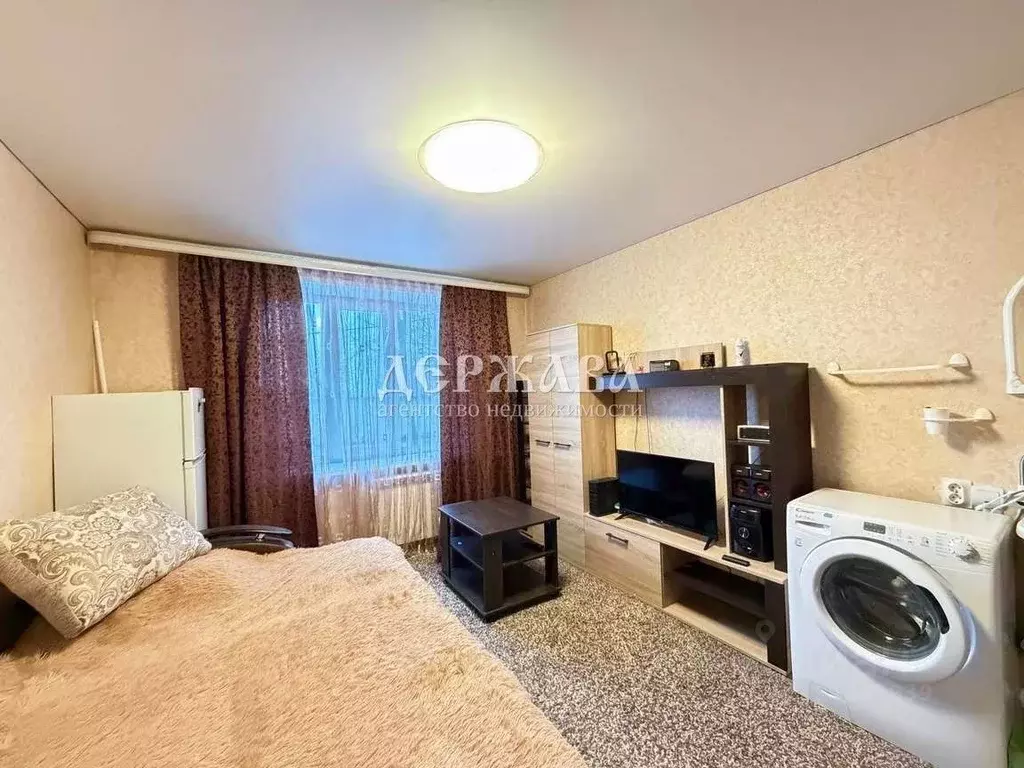 Комната Белгородская область, Старый Оскол ул. Калинина, 1/4 (13.2 м) - Фото 2