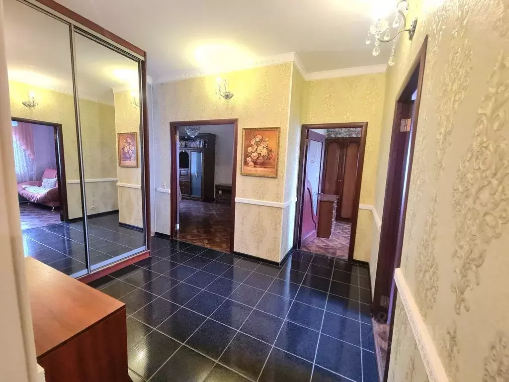 3-к кв. Астраханская область, Астрахань ул. Набережная Приволжского ... - Фото 1