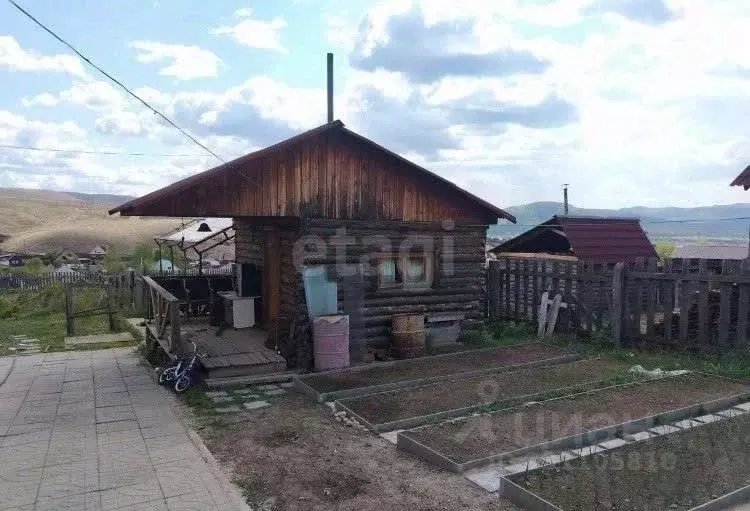 Дом в Забайкальский край, Карымское пгт ул. Бугровая, 36 (210 м) - Фото 1