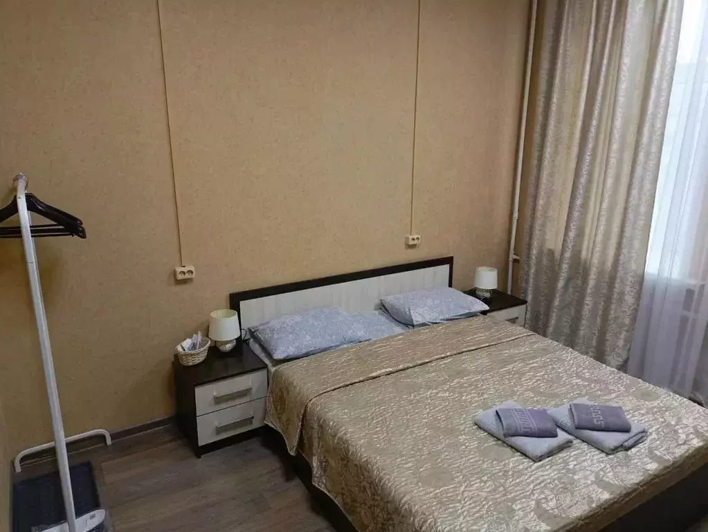 Комната Москва ул. Остоженка, 42/2 - Фото 1