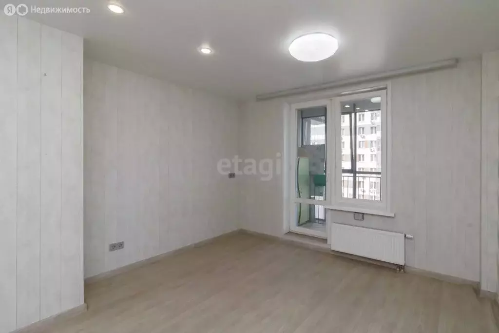 3-комнатная квартира: Тюмень, улица Николая Никитина, 6 (70 м) - Фото 2