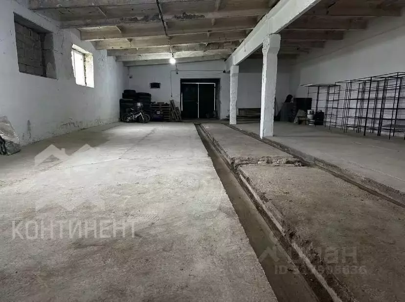 Помещение свободного назначения в Крым, Белогорский район, с. ... - Фото 1