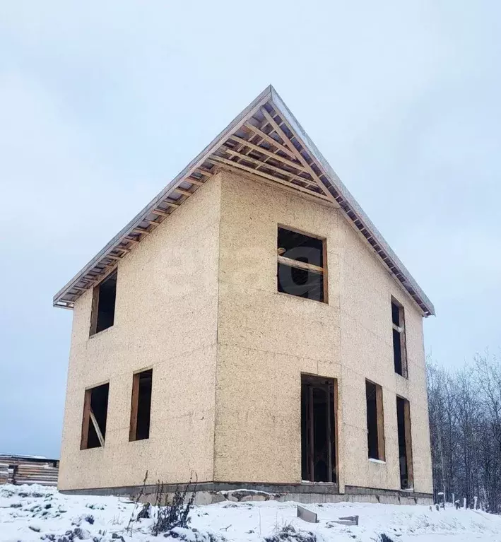 Дом в Коми, Сыктывдинский район Р-176 Вятка, 781-й км (110 м) - Фото 1