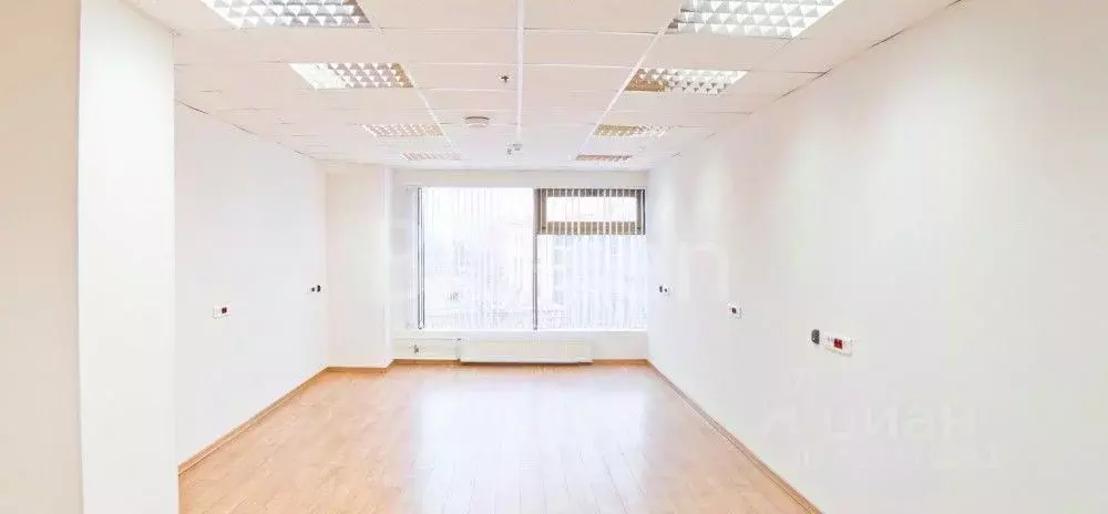 Офис в Санкт-Петербург пл. Александра Невского, 2 (47 м) - Фото 1