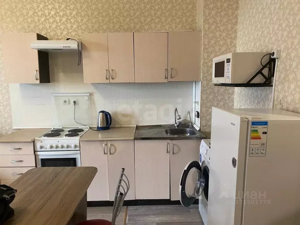 Студия Тверская область, Тверь Новочеркасская ул., 56 (28.6 м) - Фото 1