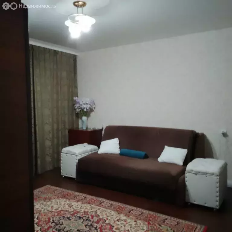 2-комнатная квартира: Астрахань, 1-я Железнодорожная улица, 32 (51 м) - Фото 0