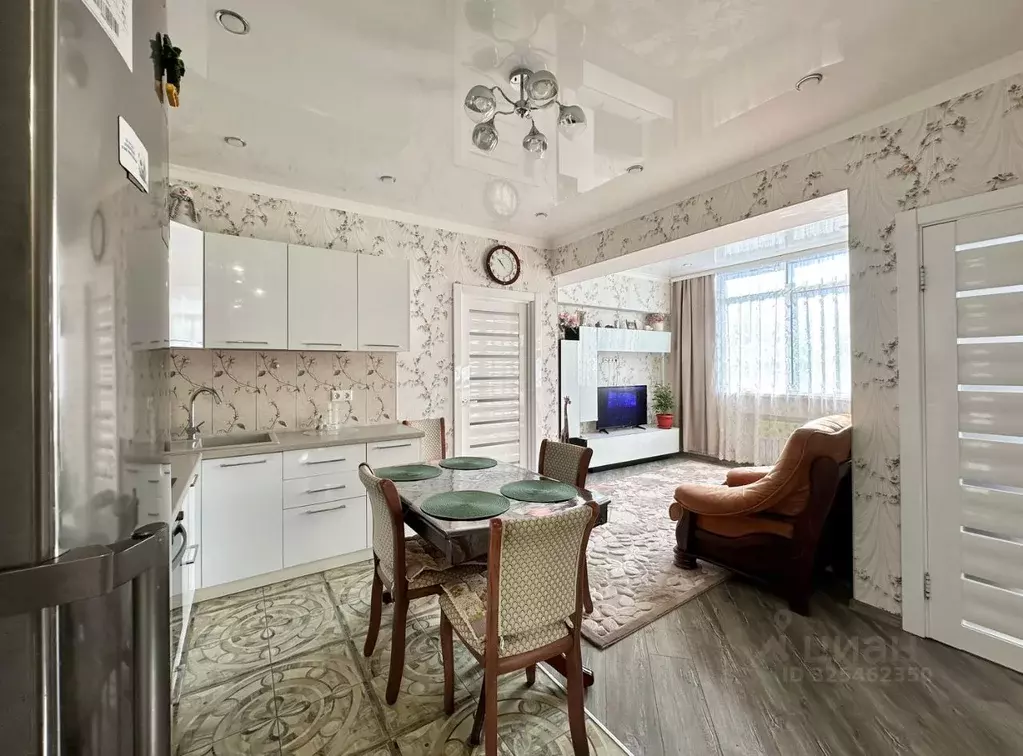 3-к кв. Краснодарский край, Сочи ул. Полтавская, 21 (55.7 м) - Фото 2