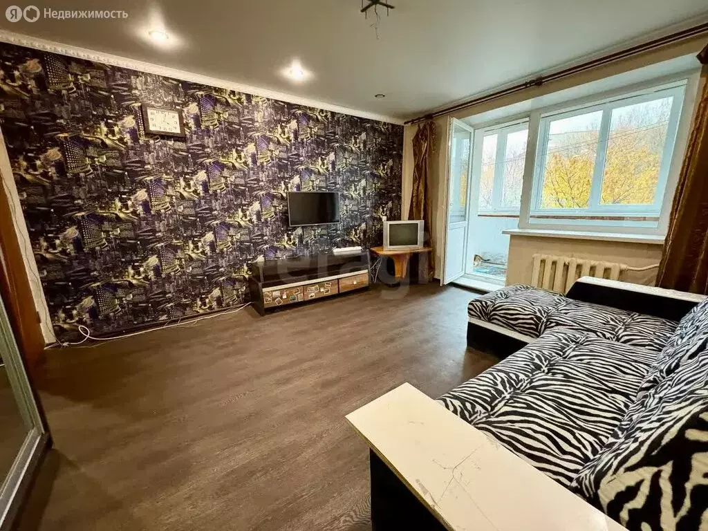 3-комнатная квартира: Саратов, микрорайон Шарковка, 3 (60.3 м) - Фото 1