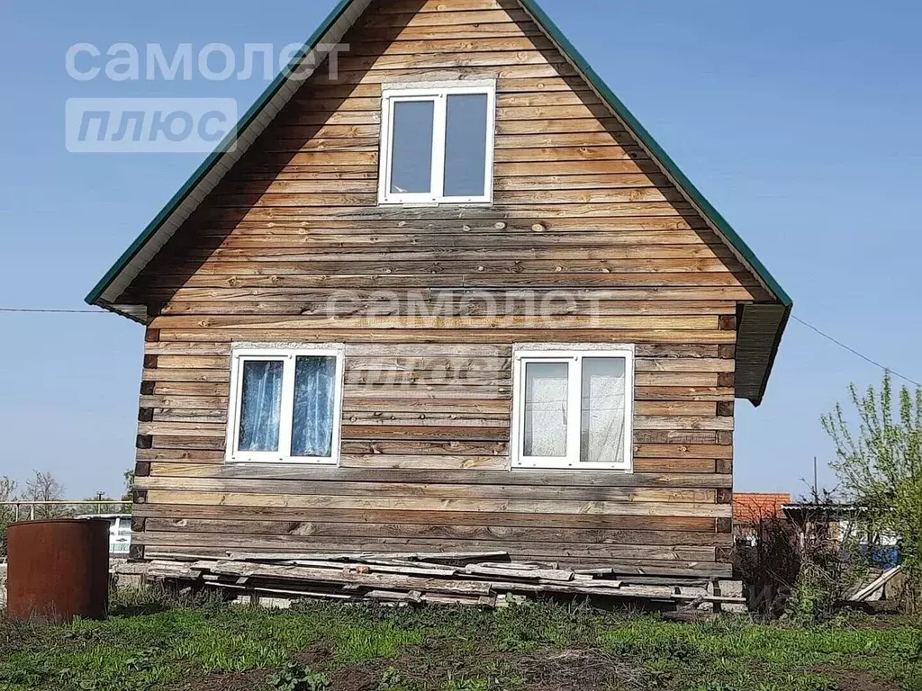 Дом в Башкортостан, Куюргазинский район, Ермолаевский сельсовет, с. ... - Фото 1