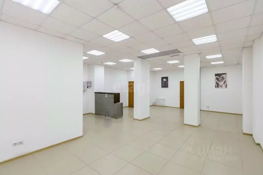 Помещение свободного назначения в Тюменская область, Тюмень проезд ... - Фото 1