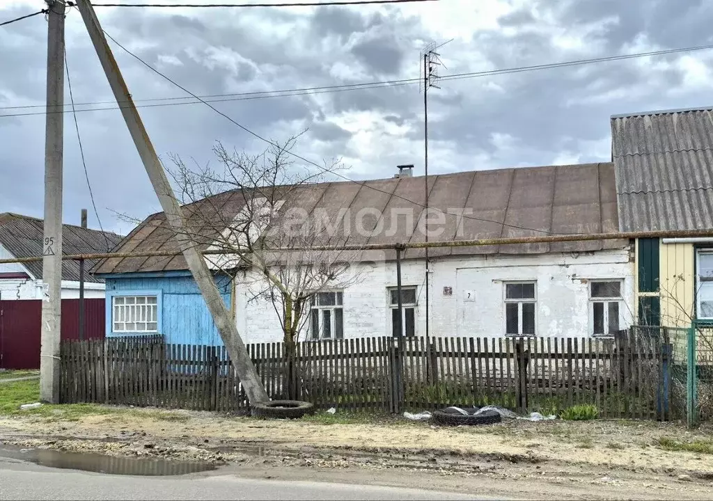 Дом в Липецкая область, с. Доброе ул. Калинина, 7 (41 м) - Фото 1