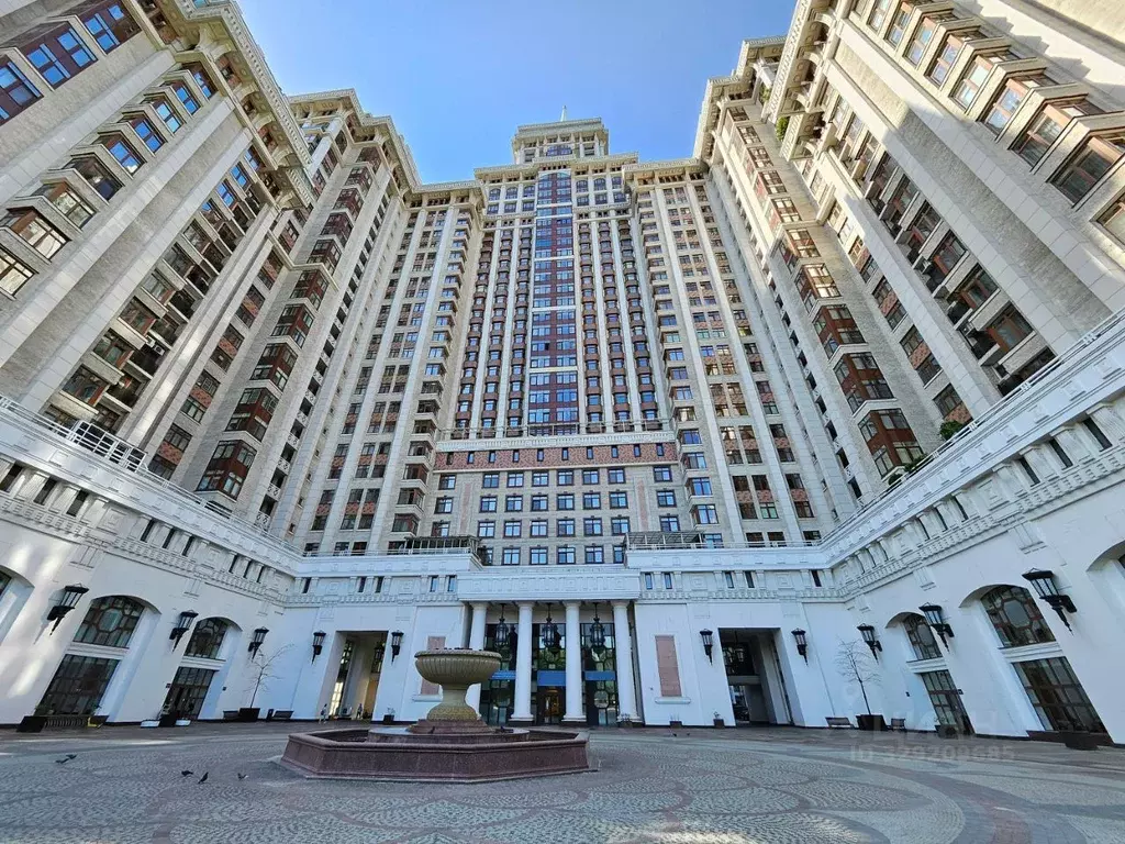 Помещение свободного назначения в Москва Триумф Палас жилой комплекс ... - Фото 1