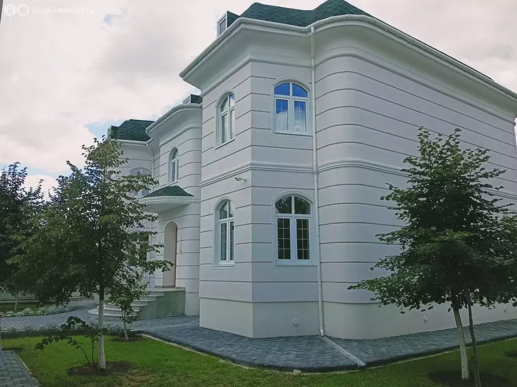 Дом в Дударева, Тюменская улица, 4/4 (410 м) - Фото 1