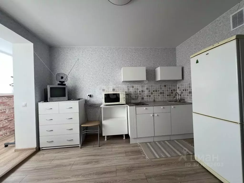 Студия Тюменская область, Тюмень ул. Новоселов, 113 (21.0 м) - Фото 1