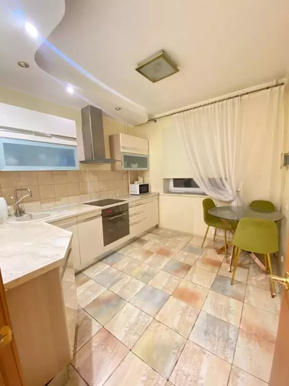 3-к кв. Пермский край, Пермь ул. Овчинникова, 18 (66.9 м) - Фото 1