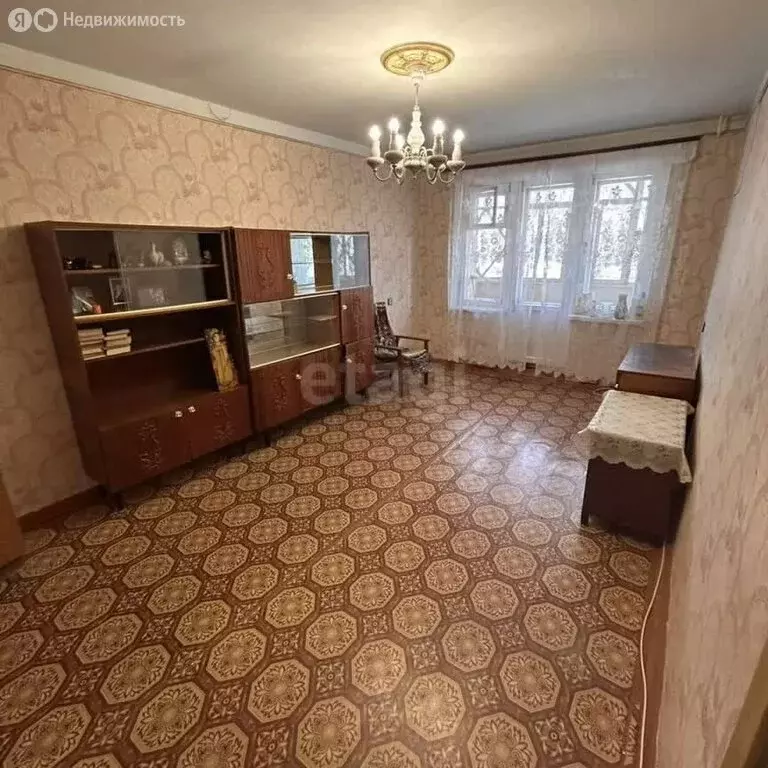 2-комнатная квартира: Златоуст, 3-й микрорайон проспекта имени Ю.А. ... - Фото 2