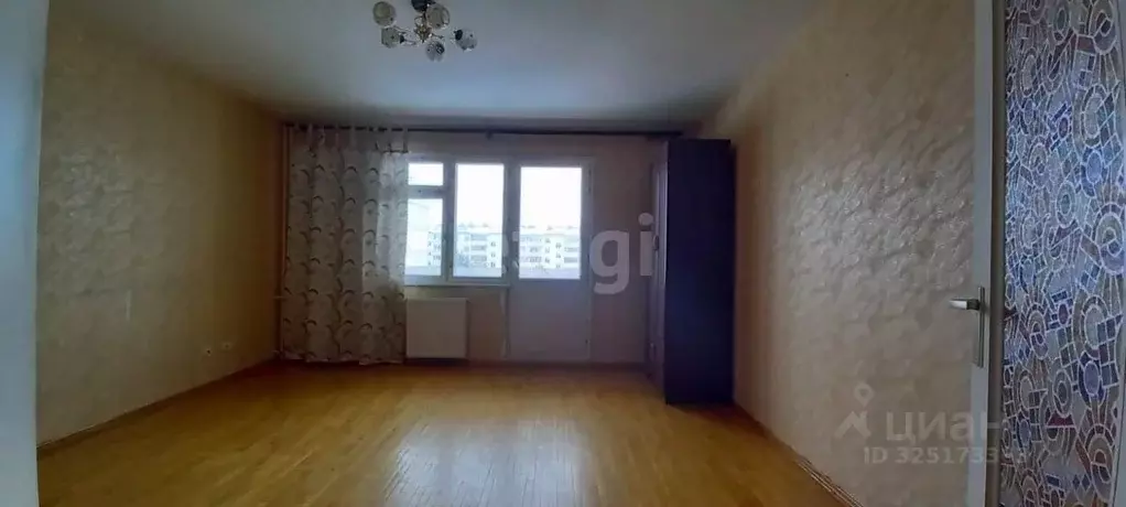 3-к кв. Смоленская область, Ельня Кутузовский мкр, 16 (73.0 м) - Фото 1