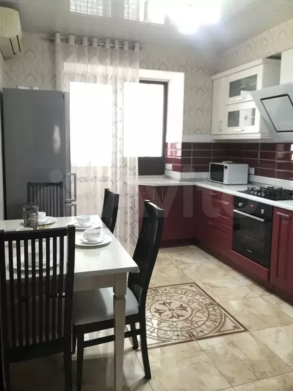 3-к. квартира, 80 м, 3/3 эт. - Фото 1